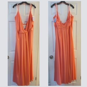 David's Bridal, Size 20, Coral Reef